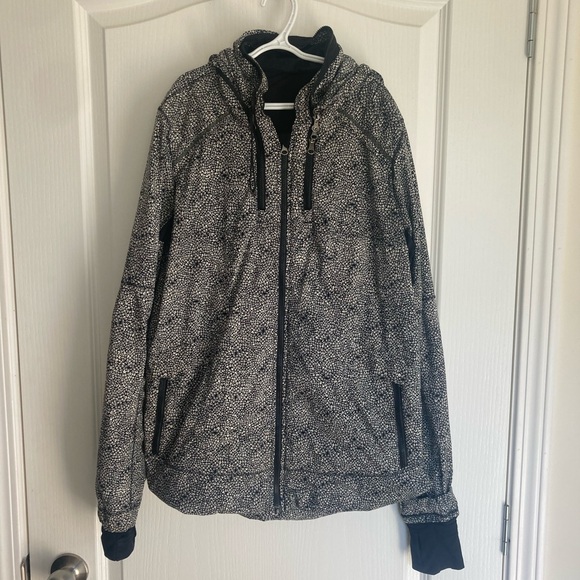 Lululemon jacket size 10 - Picture 1 of 5